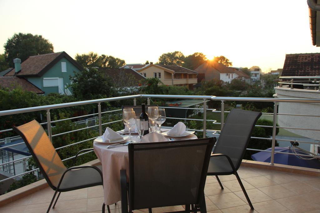 Apartments California Ulcinj Bagian luar foto